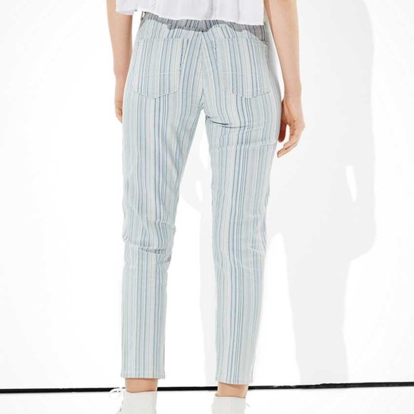 American Eagle AE Stretch Mom Jean 0R - Picture 3 of 5